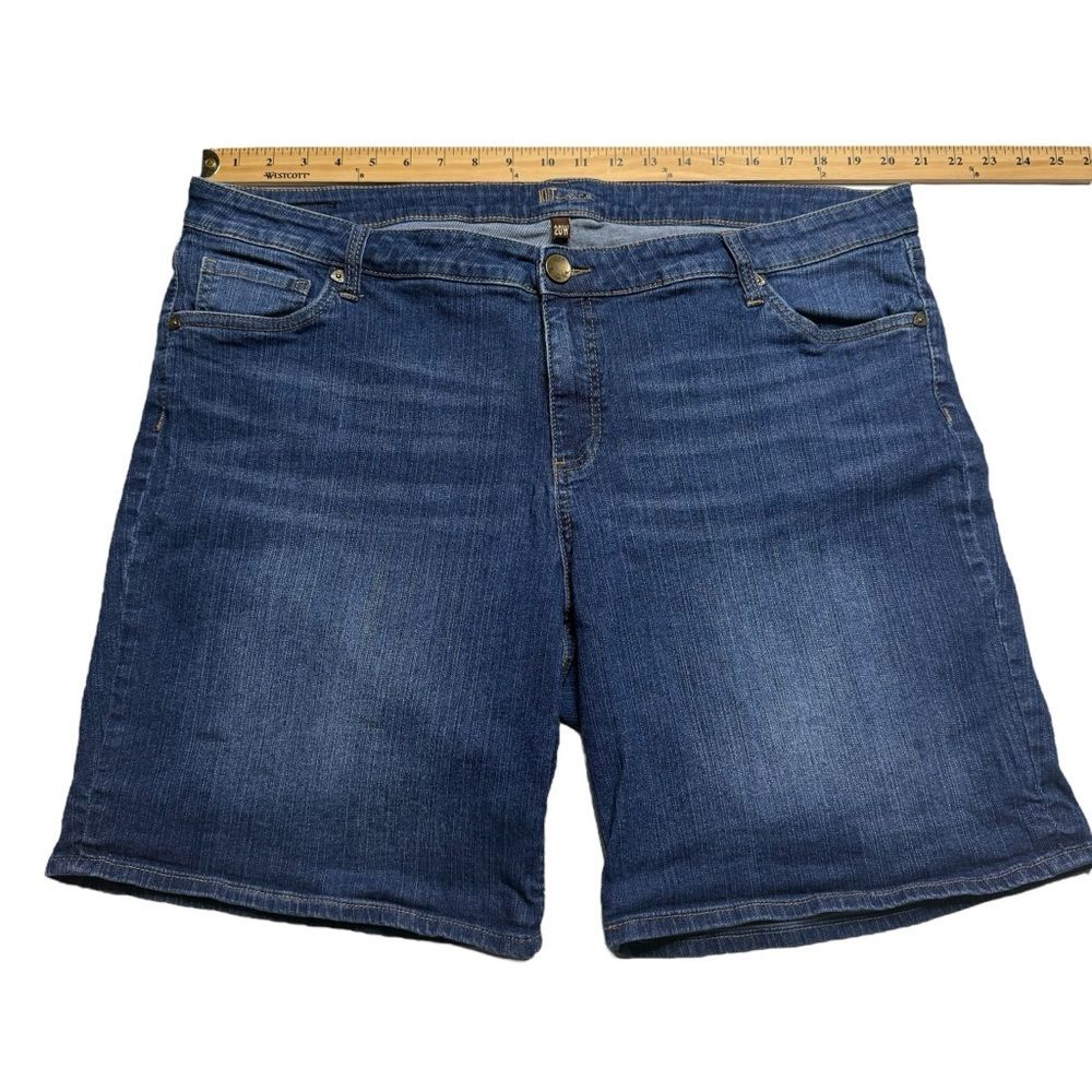 Kut from the Kloth Denim Shorts Blue Plus Size 20W - Picture 5 of 15